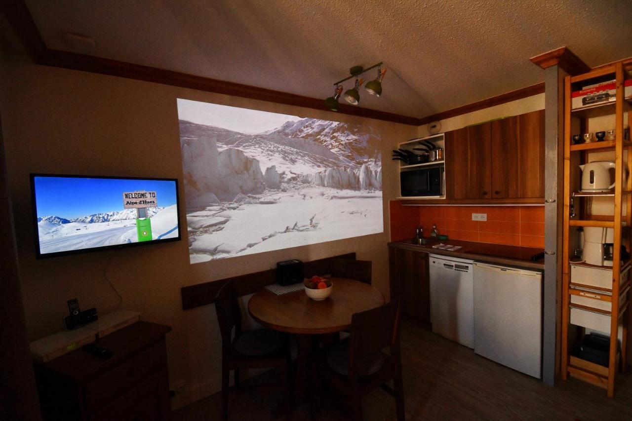 Superb View+Swim Pool+Smart Tv+Netflix+Projector Apartment Huez Luaran gambar